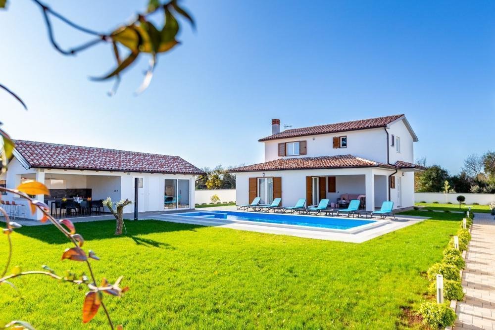 Villa in Sisan, Istria County, Croatia 4 - 11888345