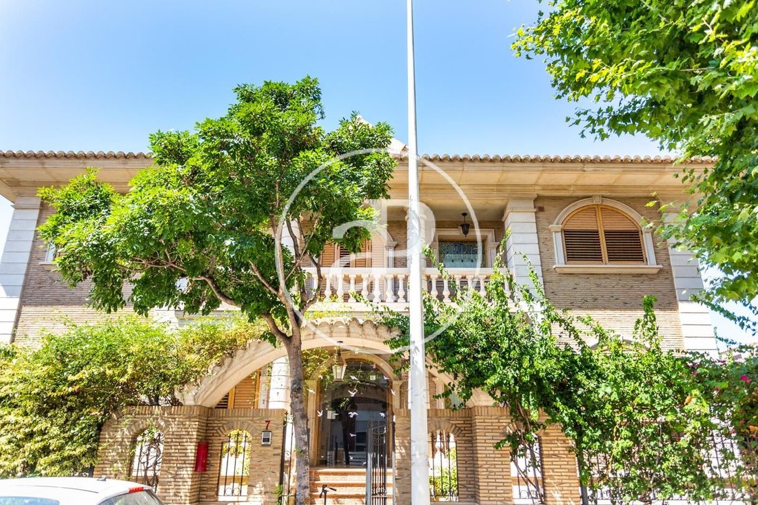 Villa in Picanya, Valencian Community, Spain 1 - 15158374
