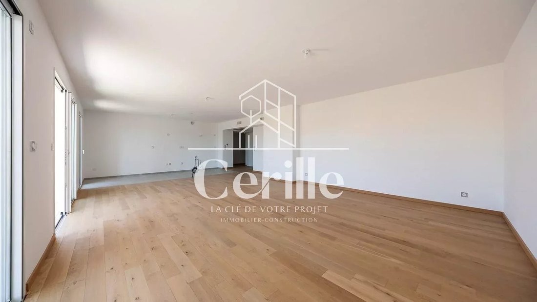 Apartment in Saint Giniez, 8e Arrondissement, Marseille 1 - 15157880