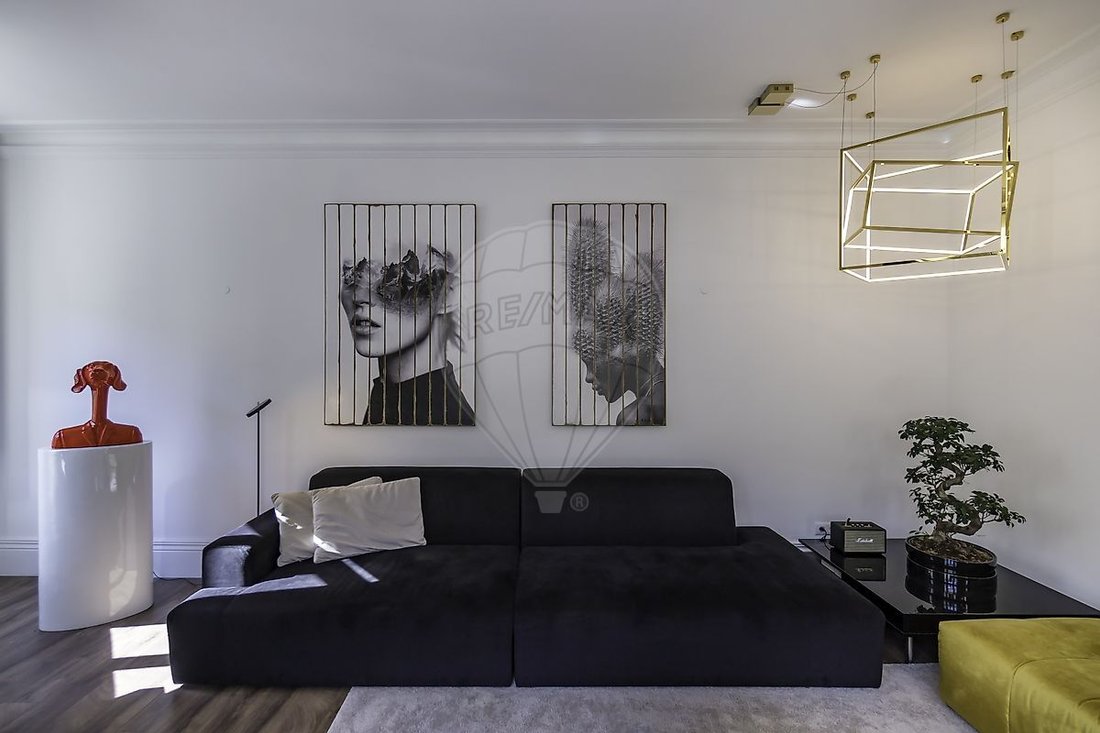 Apartment in Cedofeita, Santo Ildefonso, Se, Miragaia, Sao Nicolau e Vitoria, Porto District, Portugal 3 - 15157937