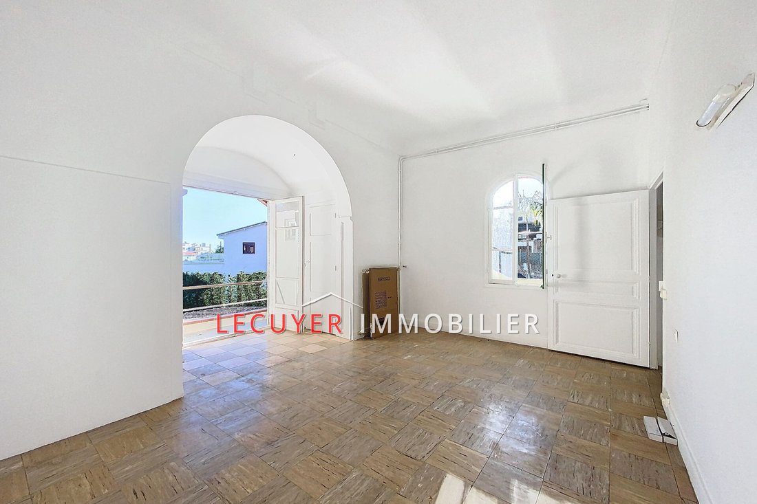 Villa à Vallauris, Provence-Alpes-Côte d'Azur, France 5 - 15154272