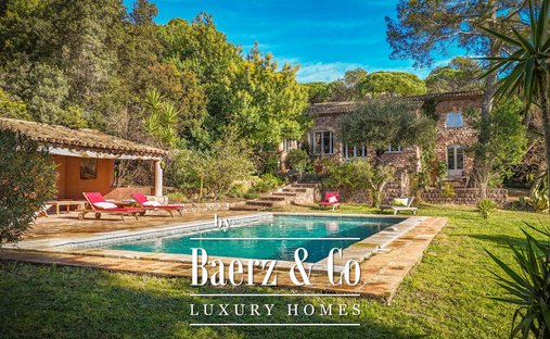 Villa in Centre ville, Saint-Raphaël, France 1