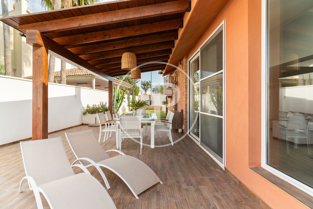 Villa in Riba-roja de Túria, Land Valencia, Spanien 3 - 15158611