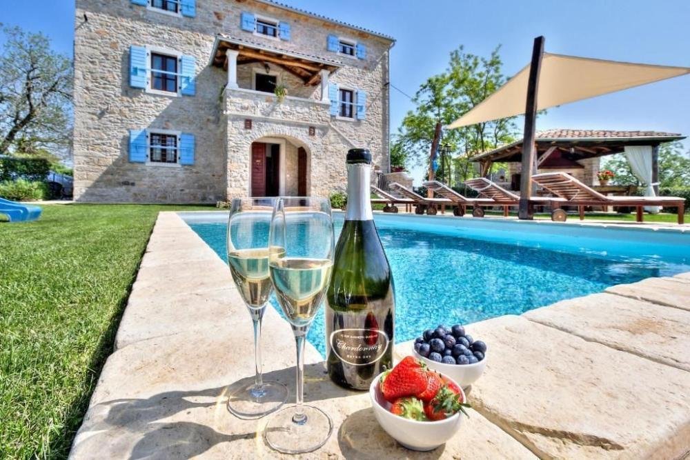 Villa in Umag, Istria County, Croatia 2 - 14162558