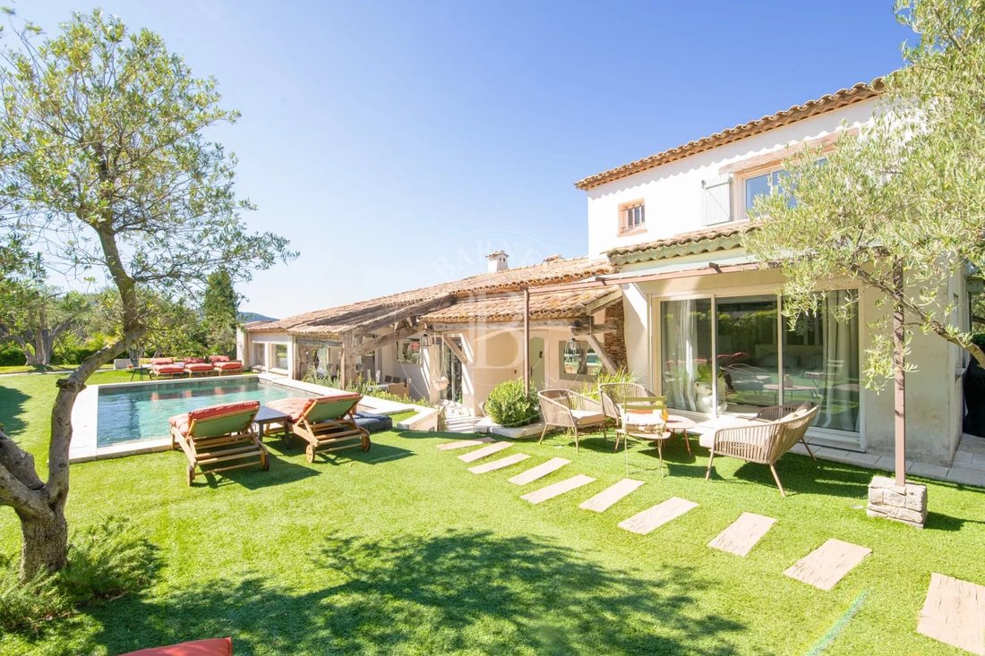 Villa in Nartelle-Noyer-Bellevue-bd des Sardinaux, Sainte-Maxime, France 2 - 14693219