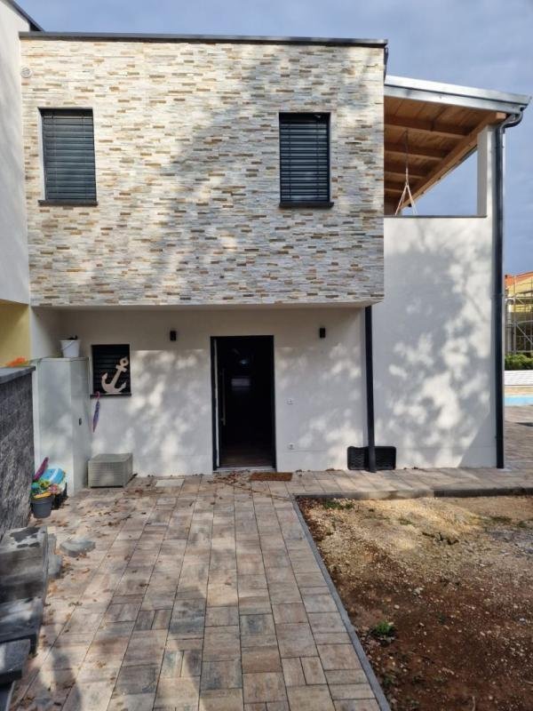 Villa in Porec, Istria County, Croatia 2 - 12656861