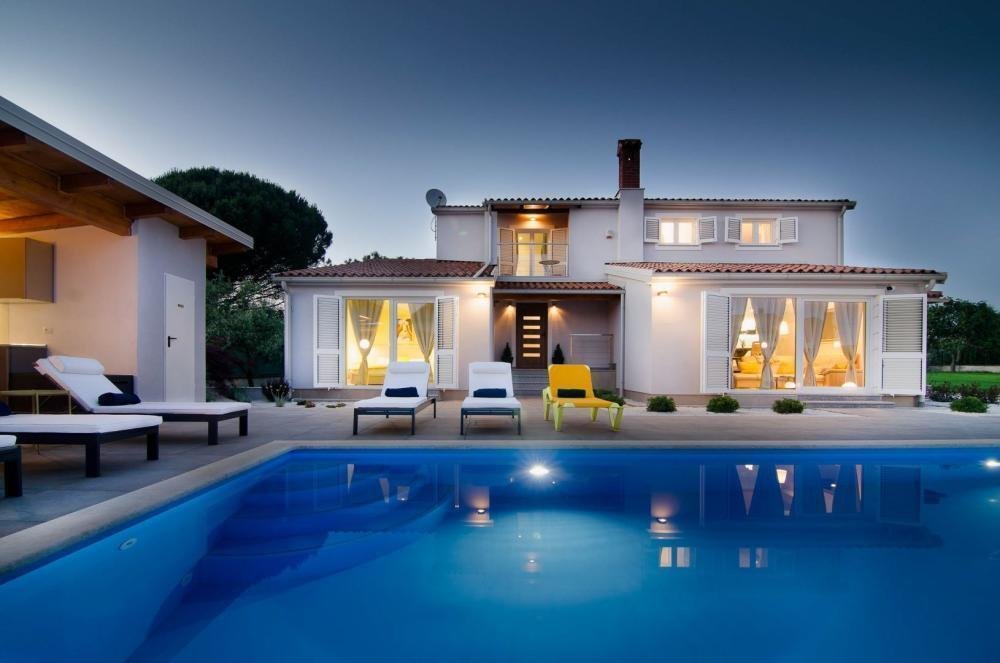 Villa in Valbandon, Istria County, Croatia 2 - 13882637