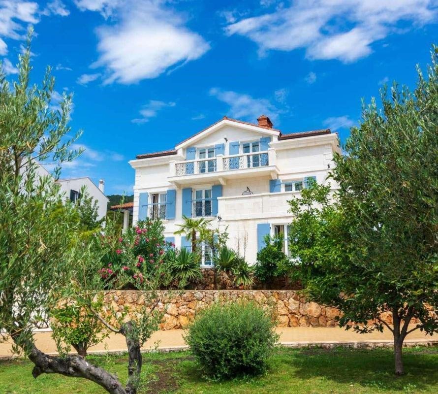 Villa in Cres, Primorje-Gorski Kotar County, Croatia 2 - 13882699
