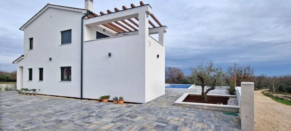 Villa in Marcana, Istria County, Croatia 3 - 12559094