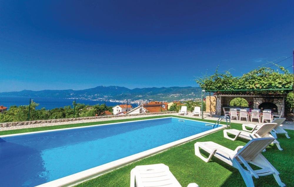 Villa in Mjesni odbor Srdoci, Grad Rijeka, Primorje-Gorski Kotar County 3 - 12622819