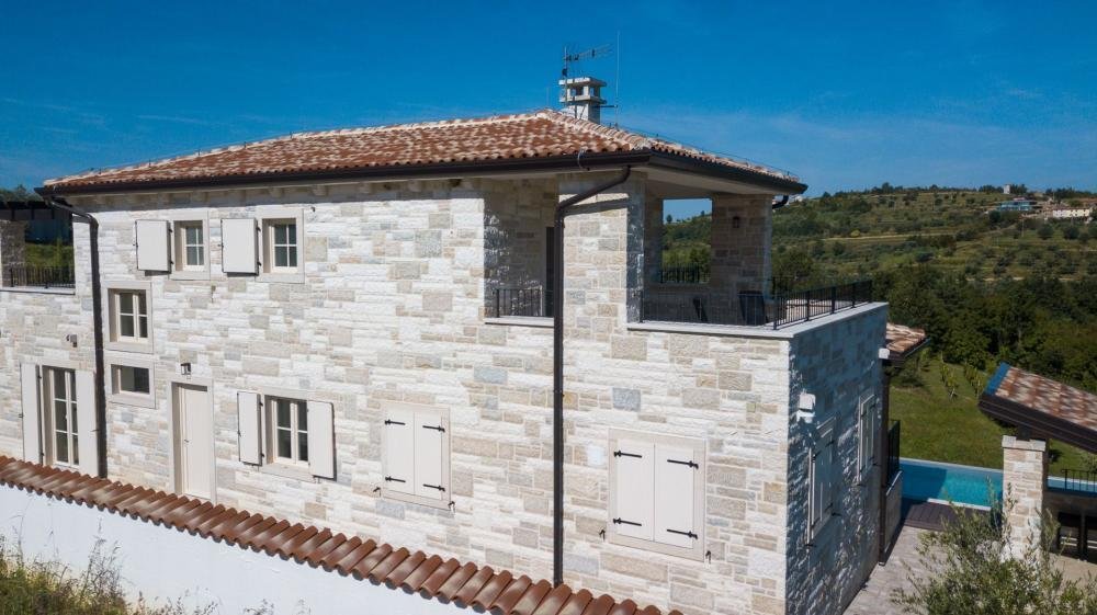 Villa in Momjan, Istria County, Croatia 2 - 14008524