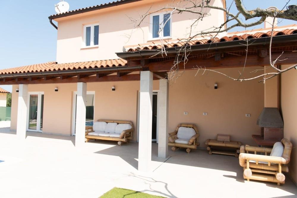 Villa in Fazana, Istria County, Croatia 2 - 14067372