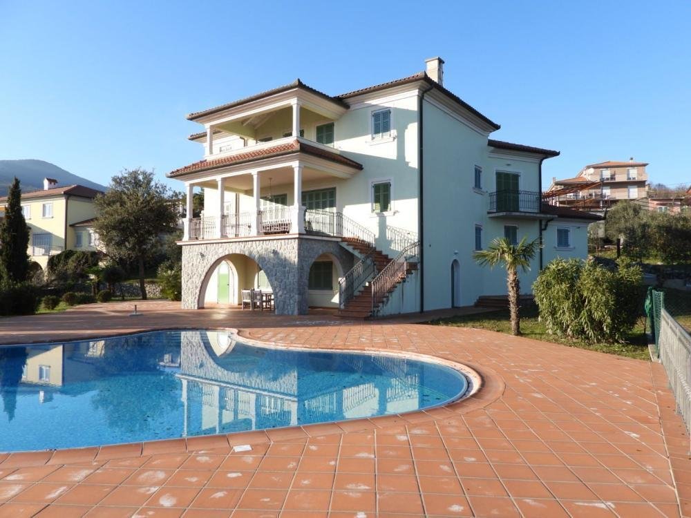 Villa in Grad Opatija, Primorje-Gorski Kotar County, Croatia 4 - 13882419