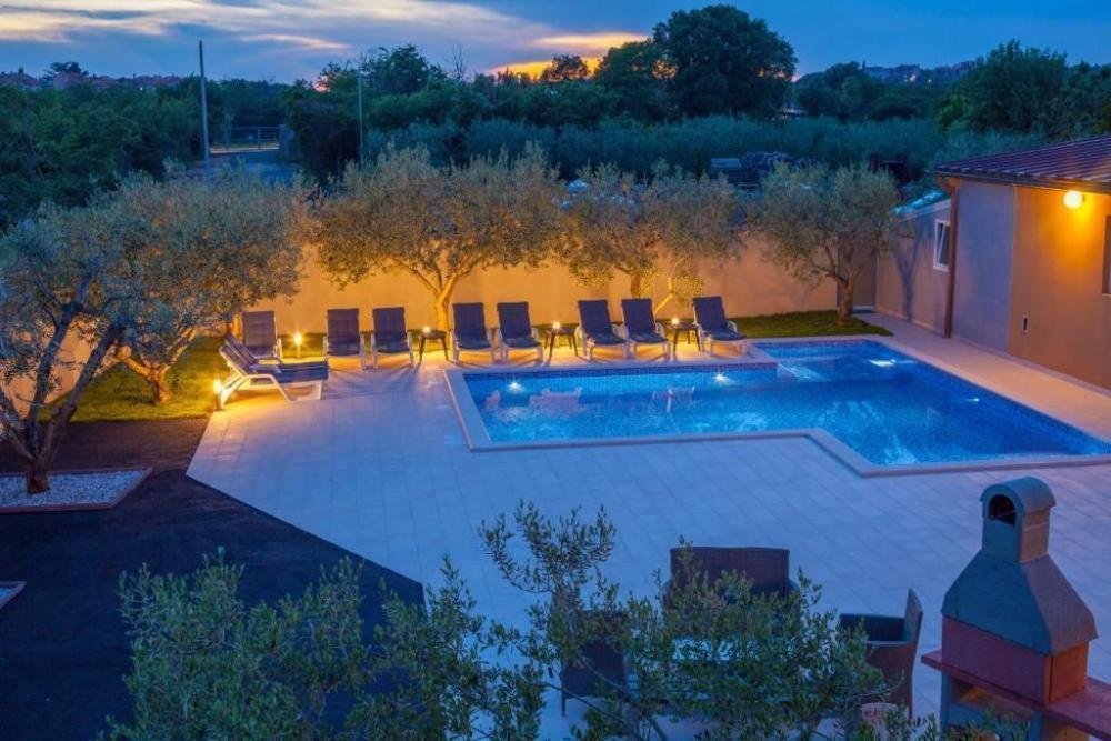 Villa in Banjole, Istria County, Croatia 4 - 12794596