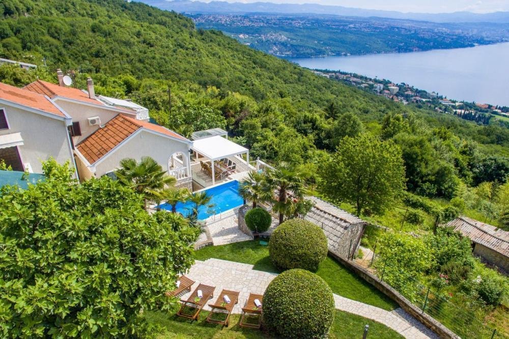 Villa in Opcina Matulji, Primorje-Gorski Kotar County, Croatia 2 - 12439435
