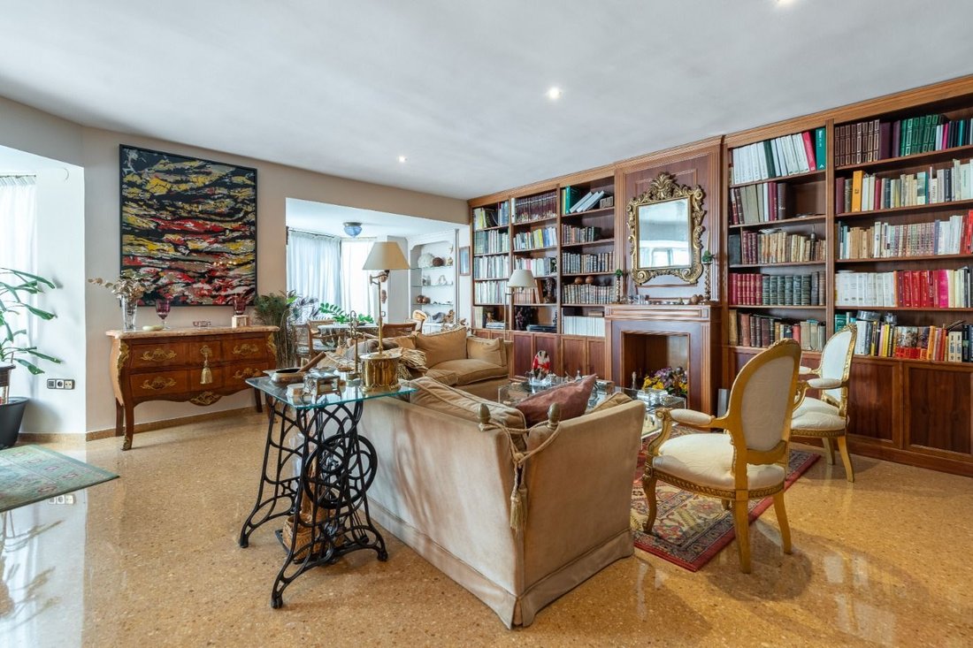 Apartment in Valencia, Valencian Community, Spain 3 - 15155610