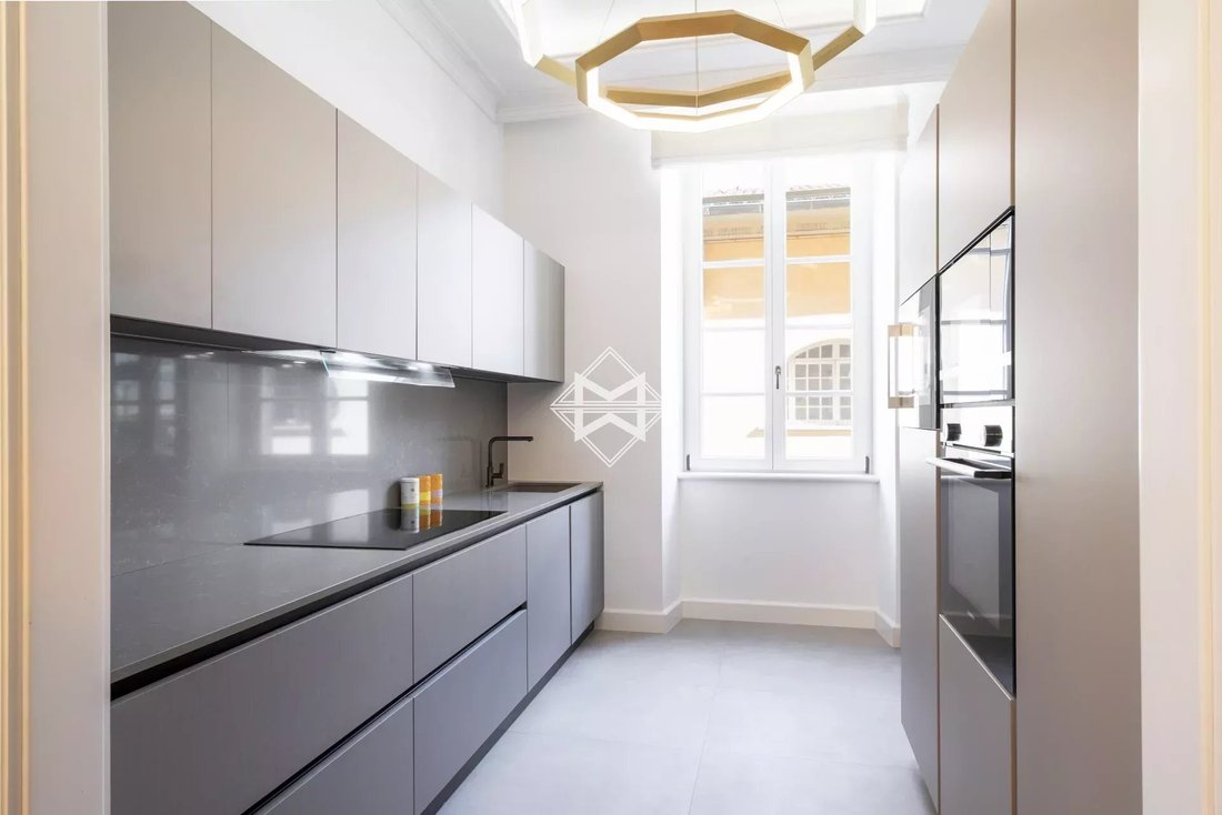 Appartement à Nice, Provence-Alpes-Côte d'Azur, France 5 - 14614850
