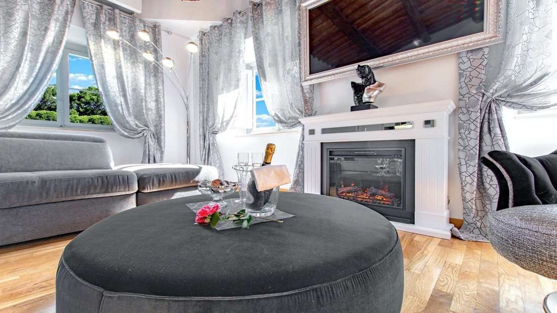 Apartment in Historic Center, Lucca, Tuscany 5 - 11329448