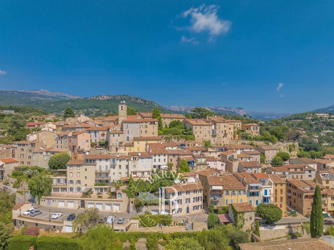 House in Châteauneuf-Grasse, Provence-Alpes-Côte d'Azur, France 1 - 14586589
