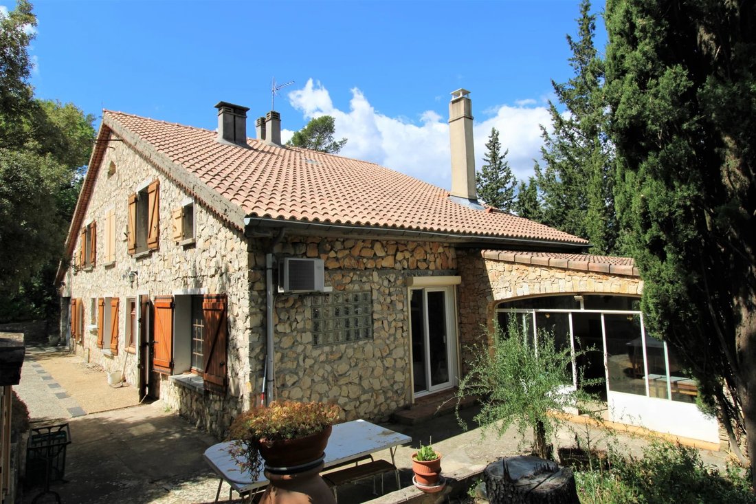 Villa in La Roquebrussanne, Provence-Alpes-Côte d'Azur, France 3 - 12839670