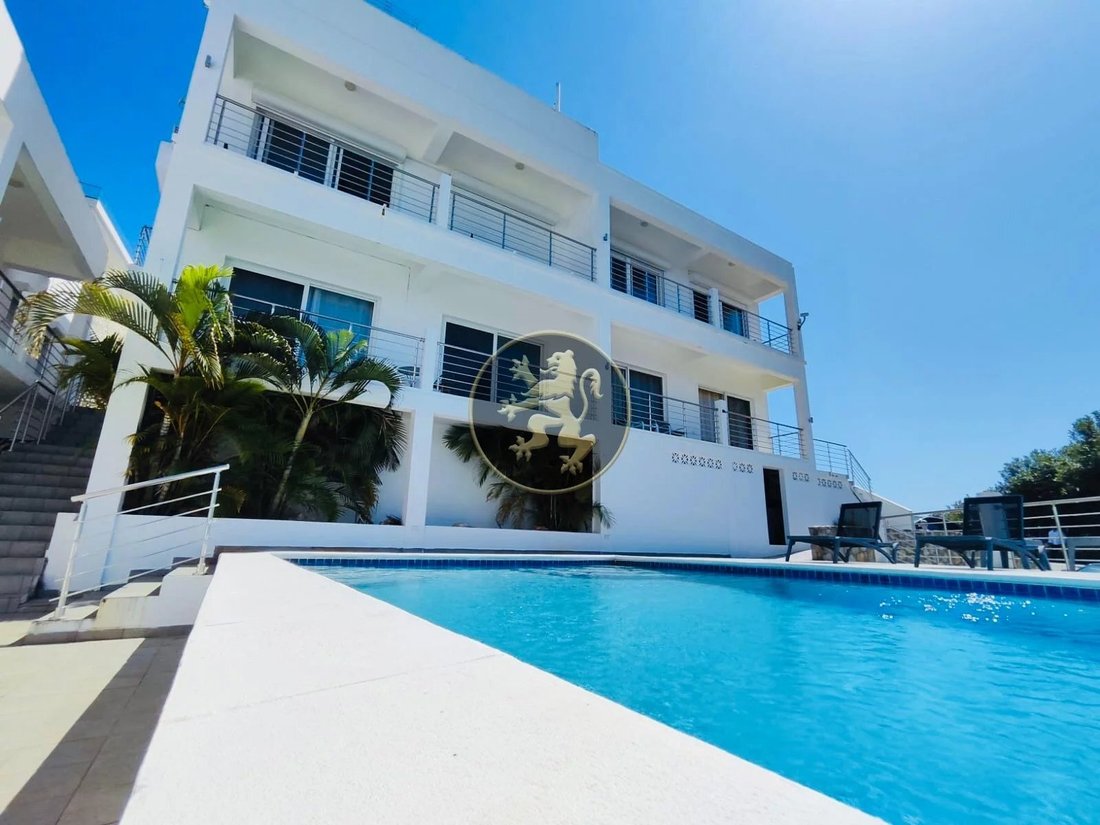 Apartment in Philipsburg, Sint Maarten 2 - 14480263