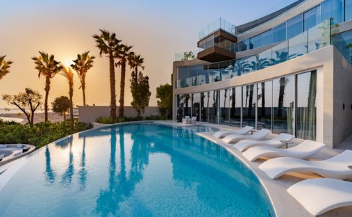 Villa in The World, Dubai, United Arab Emirates 1