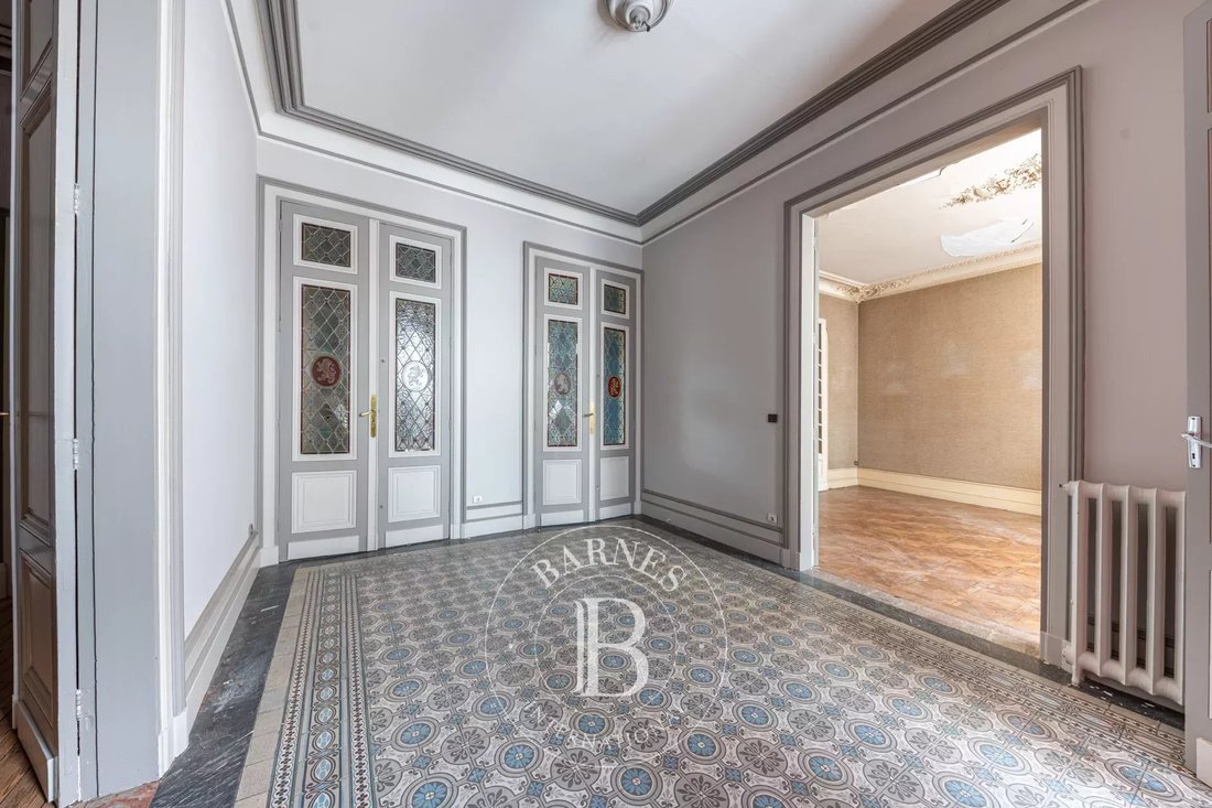 Estate in Grand Parc-Chartrons-Paul Doumer, Bordeaux, France 4 - 13085941