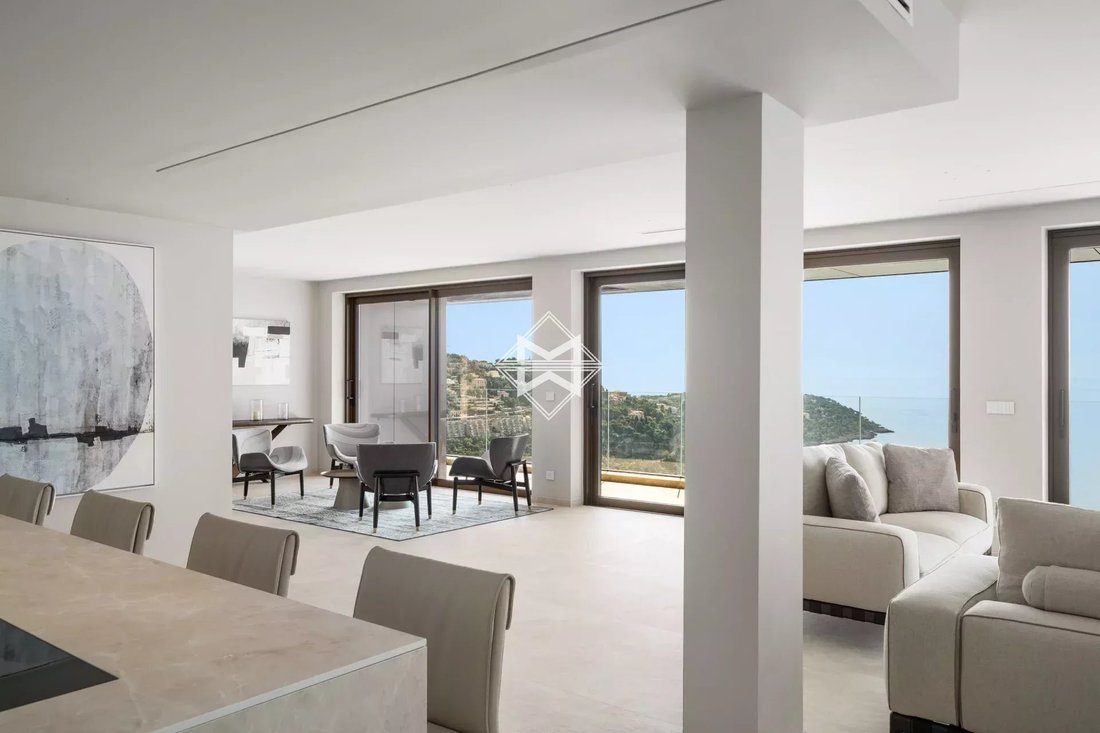 Villa in Village-Cros de Caste-Coupiere-Mont Gros, Roquebrune-Cap-Martin, France 3 - 14614820