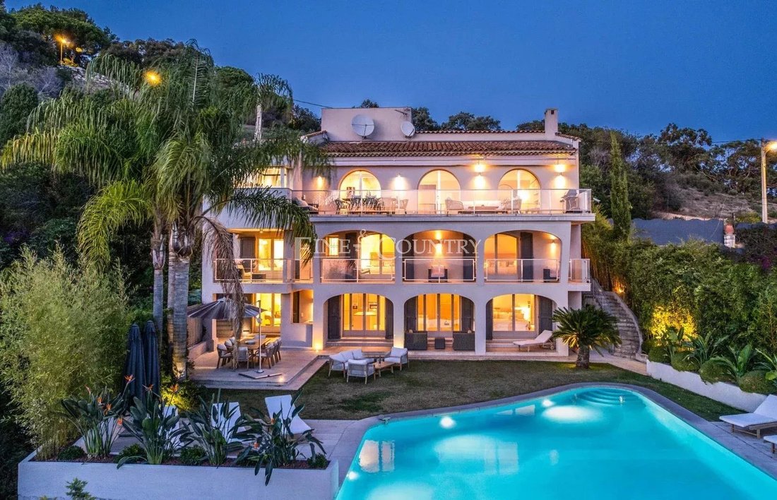 Villa in La Maure-Super Cannes, Vallauris, France 1 - 13456906