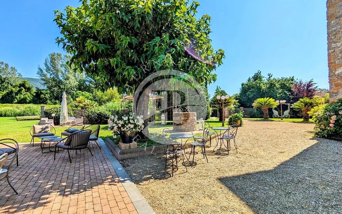 Villa in Historic Center, Lucca, Tuscany 4 - 13912434