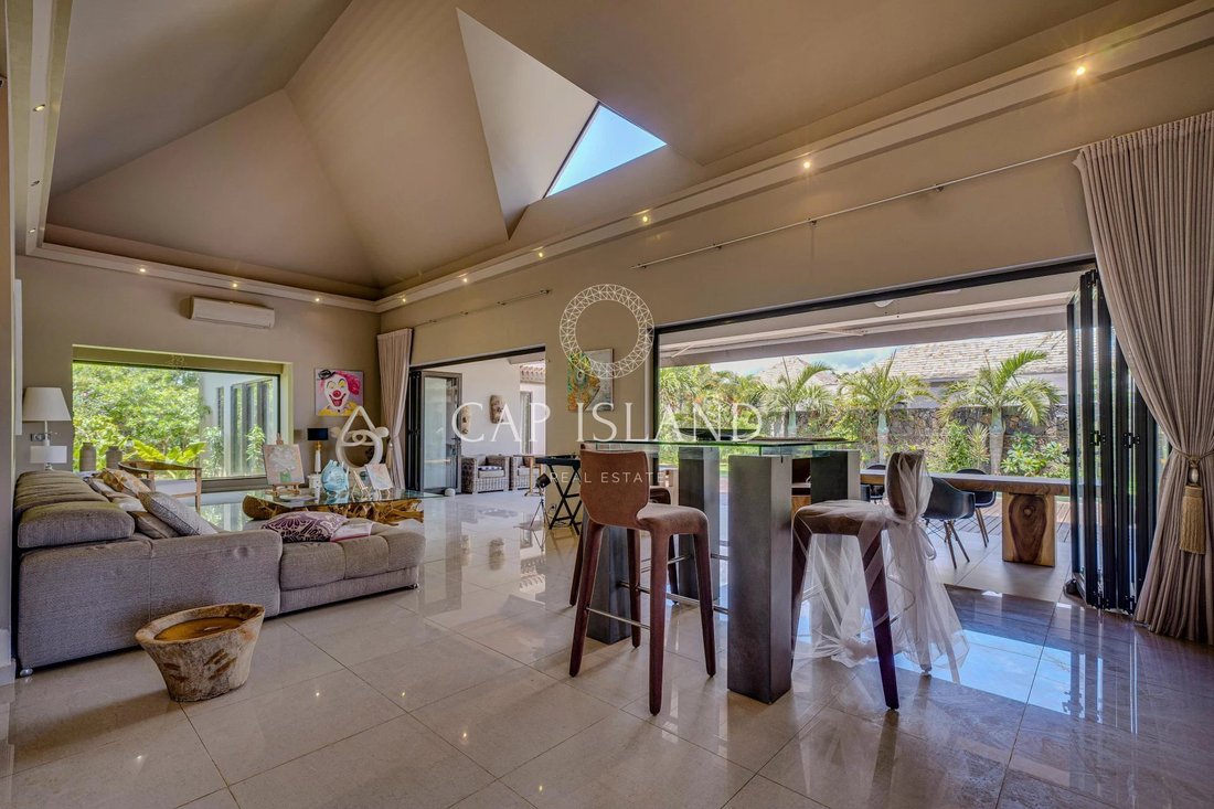 Villa in Grand Baie, Rivière du Rempart District, Mauritius 3 - 14061583