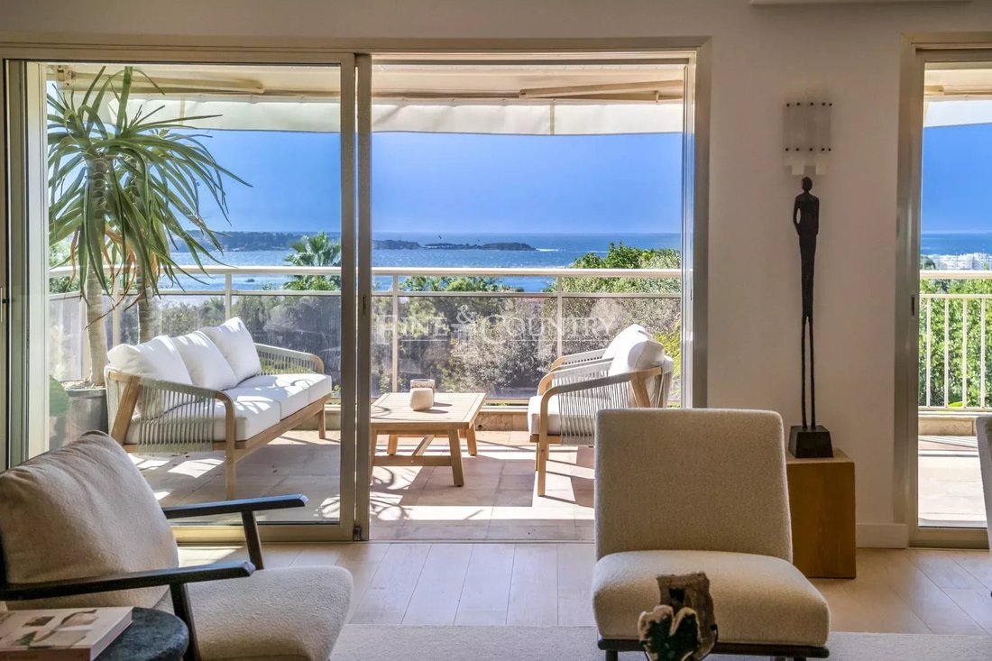 Villa in La Californie, Cannes, France 1 - 14896931