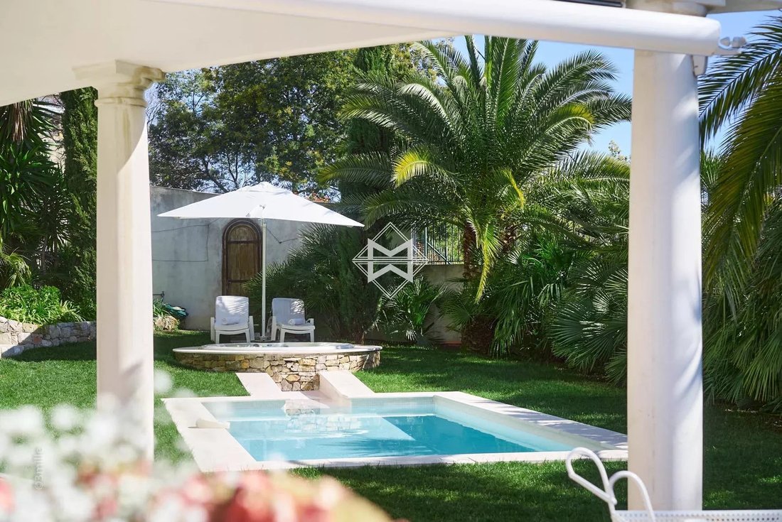 Villa in La Californie, Cannes, France 3 - 12527286
