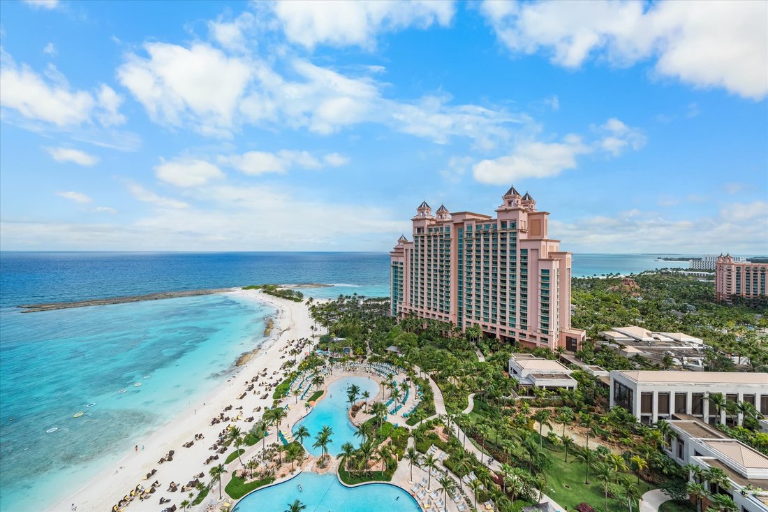 Condo in Paradise Island, New Providence, The Bahamas 2 - 13833686