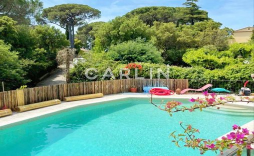 Villa in Grimaud, Provence-Alpes-Côte d'Azur, France 1