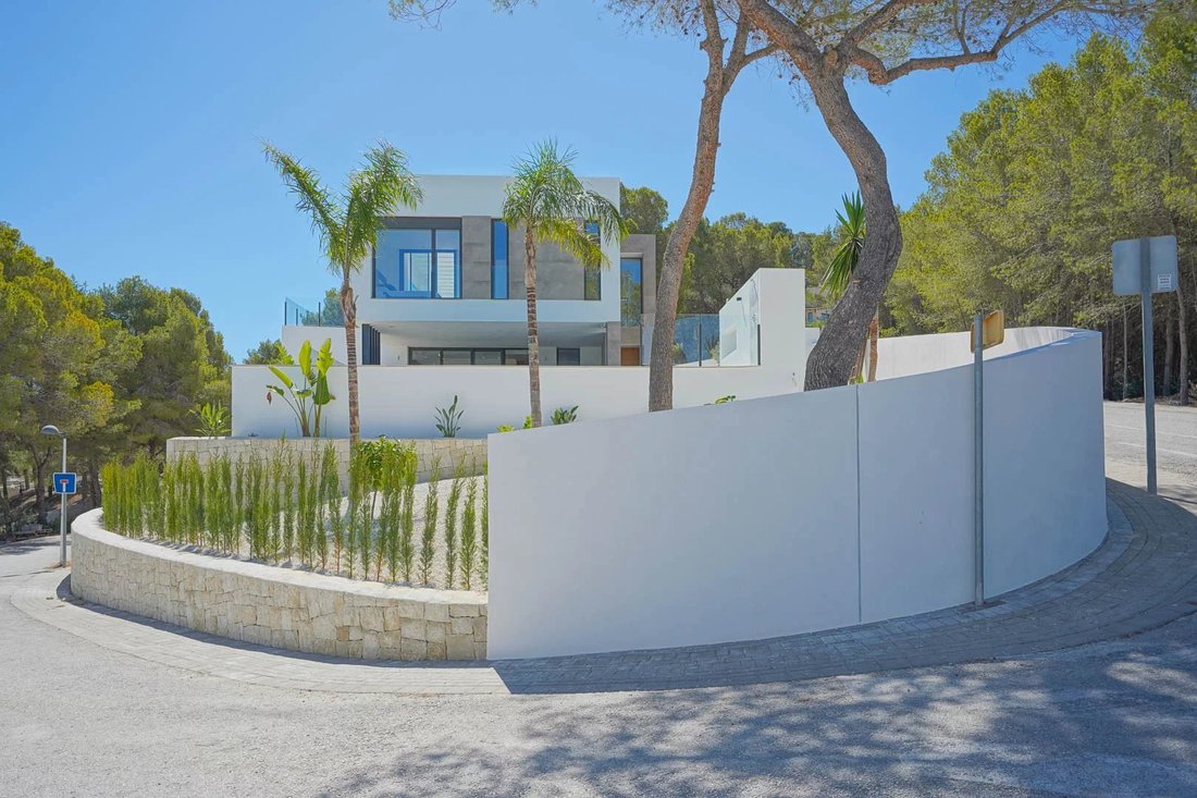 Villa in Moraira, Teulada, Valencian Community 1 - 14471160