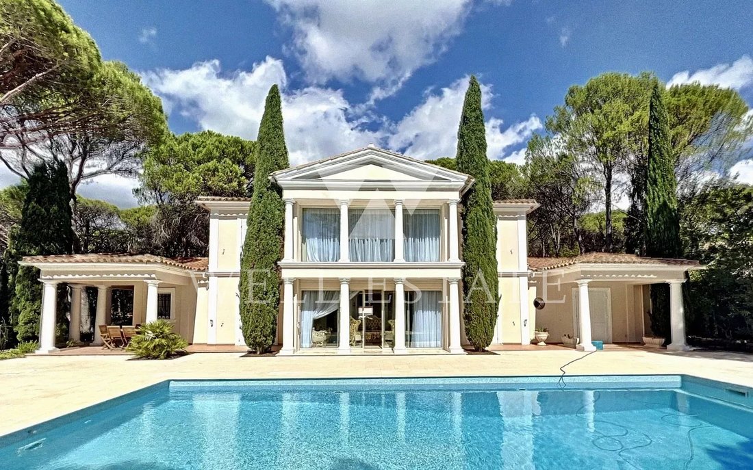 Villa in Tour de Mare, Frejus, France 1 - 12223918