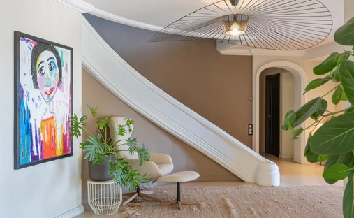 House in Nord, Roquefort-les-Pins, France 1