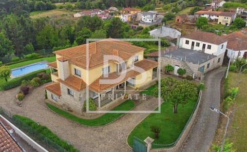 Villa in Andrães, Vila Real, Portugal 1