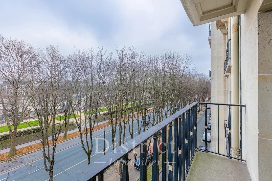 Apartment in Gros Caillou, Paris 7e Arrondissement, Paris 3 - 13629038