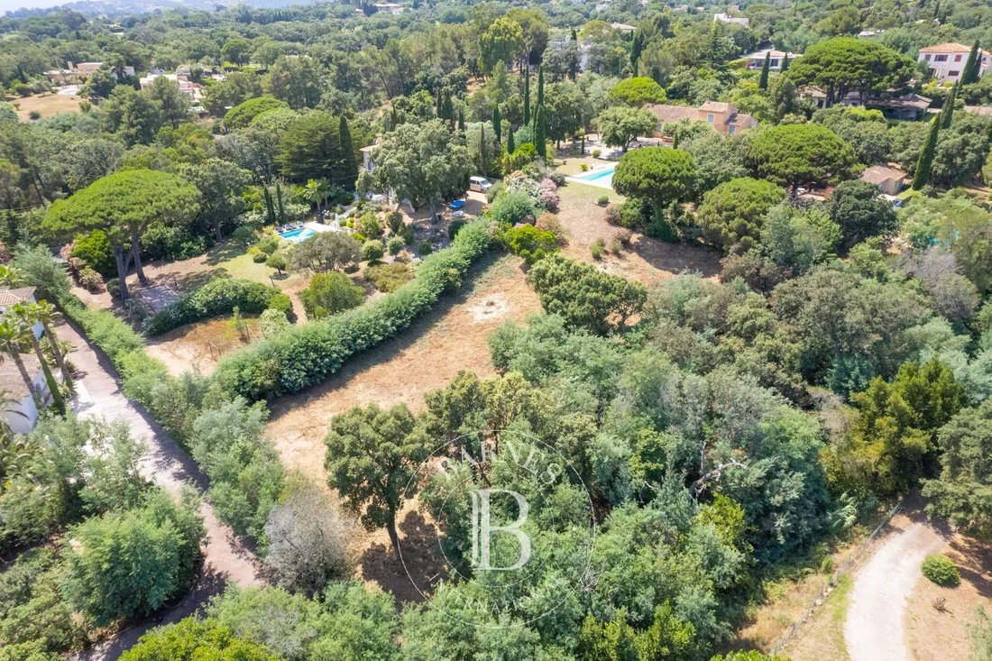 Land in Grimaud, Provence-Alpes-Côte d'Azur, France 5 - 14491162