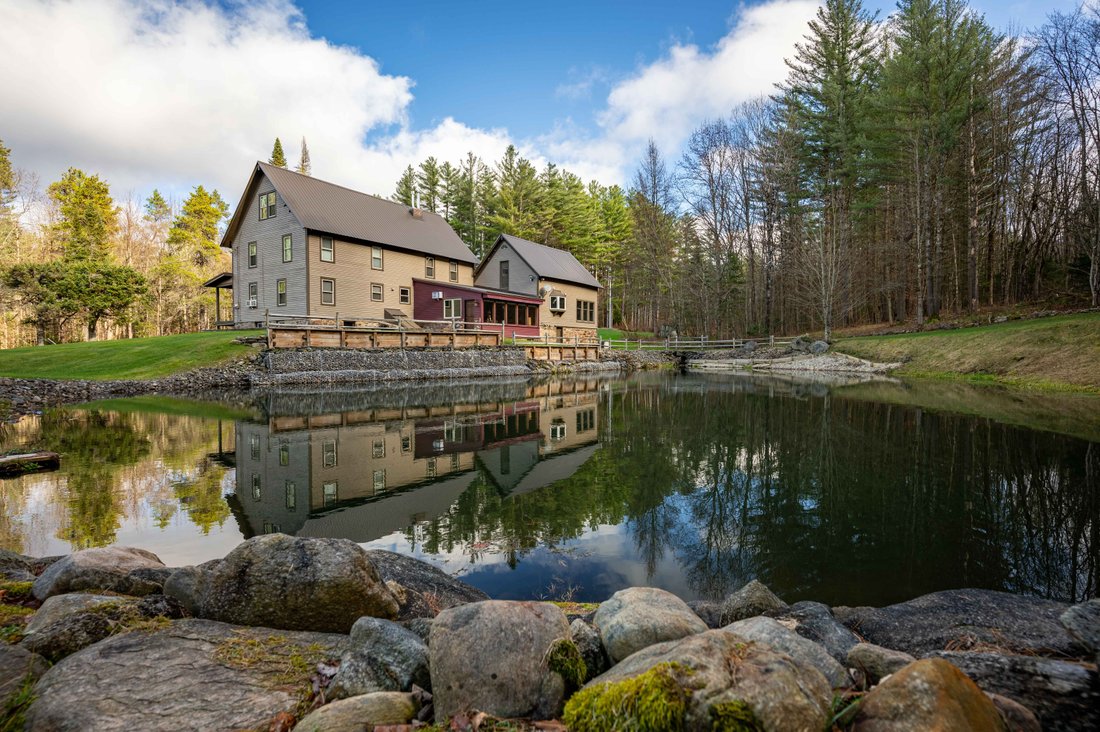 House in Hoffmeister, New York, United States 3 - 15161757
