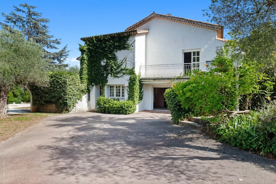 Villa in Bois Fleuri-Chevre d'Or-Saint Philippe, Biot, France 4 - 14750766