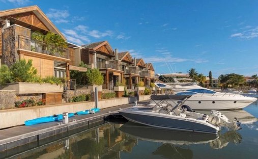 Apartment in Grande Riviere Noire, Rivière Noire District, Mauritius 1