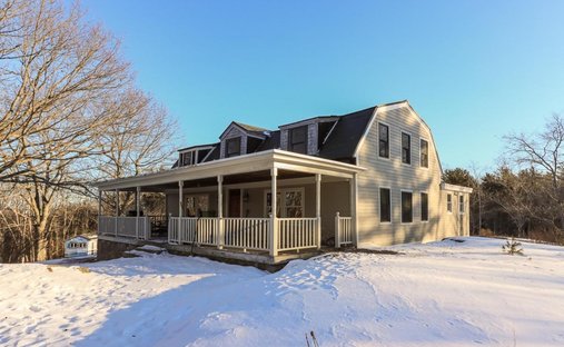 House in Gilmanton, New Hampshire, United States 1