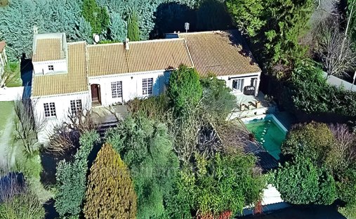 Villa in Greasque, Provence-Alpes-Côte d'Azur, France 1