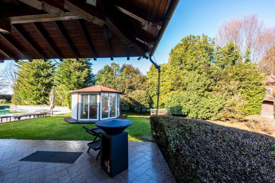 Villa in Oleggio Castello, Piedmont, Italy 4 - 15176070