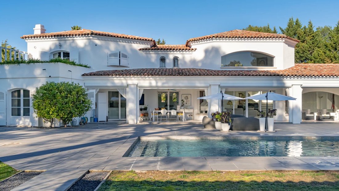 Villa in Mougins, Provence-Alpes-Côte d'Azur, France 5 - 13596242