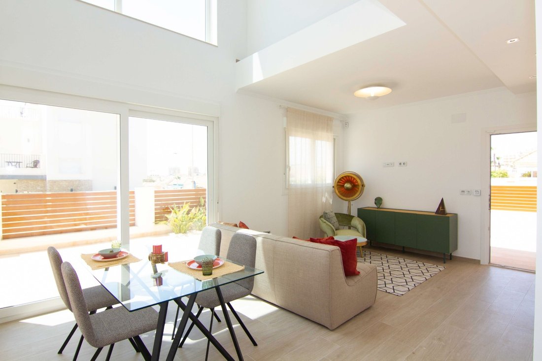 Villa in Torrevieja, Valencian Community, Spain 2 - 12416856