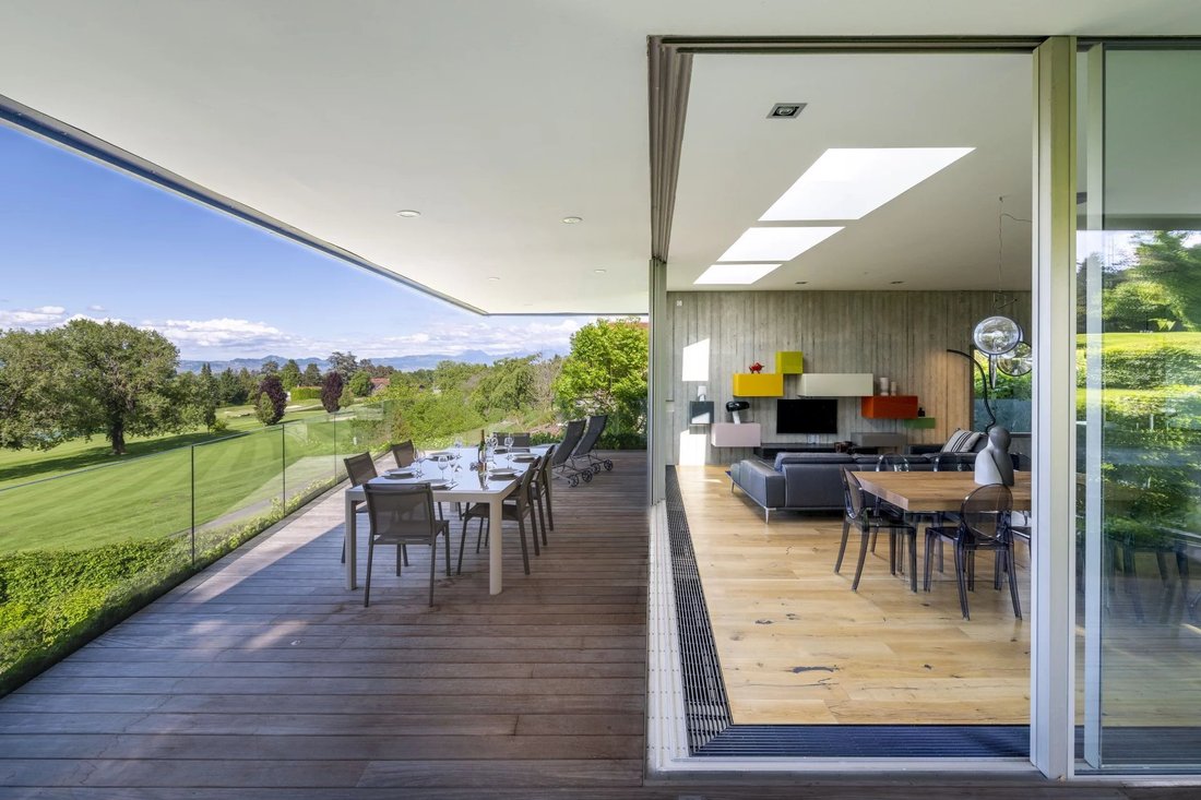 Villa in Evian-les-Bains, Auvergne-Rhône-Alpes, France 2 - 14275628